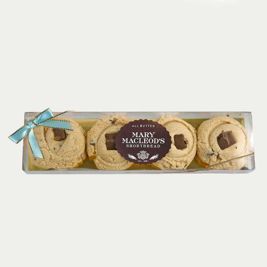 4 cookie clear gift box of chocolate crunch shortbread cookies, clear box features ocean blue accented bow