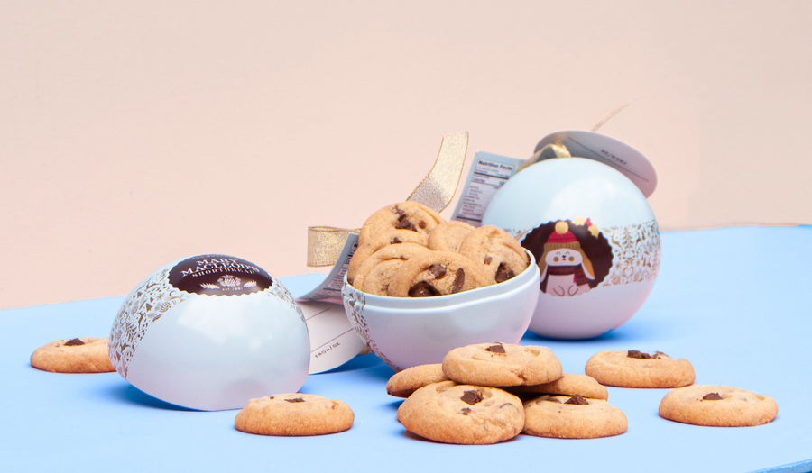 Blue Ornament Tin of Cookies